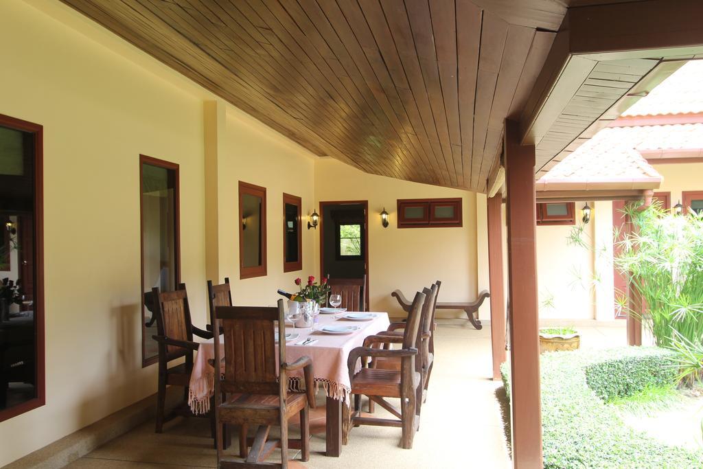 Villa Pimlada Nai Harn Esterno foto